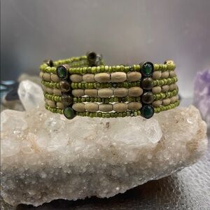 3.4.26-4 Chic Wood, Cat’s Eye 👁️, Seed Beads, & Bronzetone Green Beaded Cuff